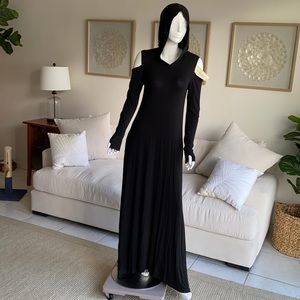 Elan Hooded Maxi in Black (Large)
